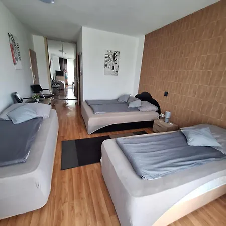Velvet Motel Hegyeshalom