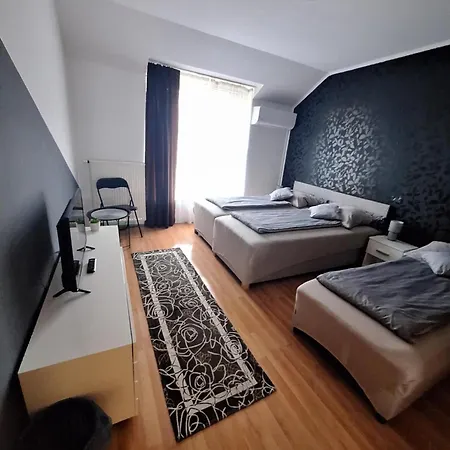 Velvet Motel Hegyeshalom