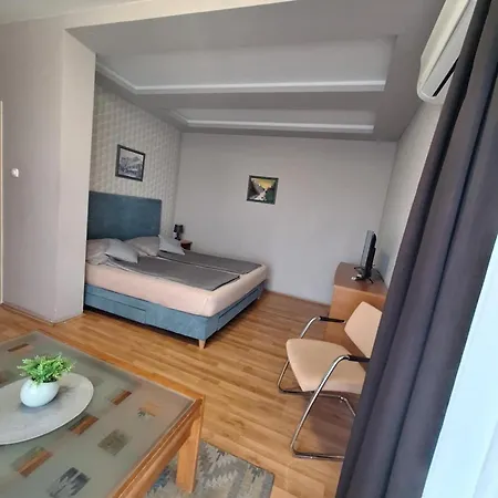 Velvet Motel Hegyeshalom